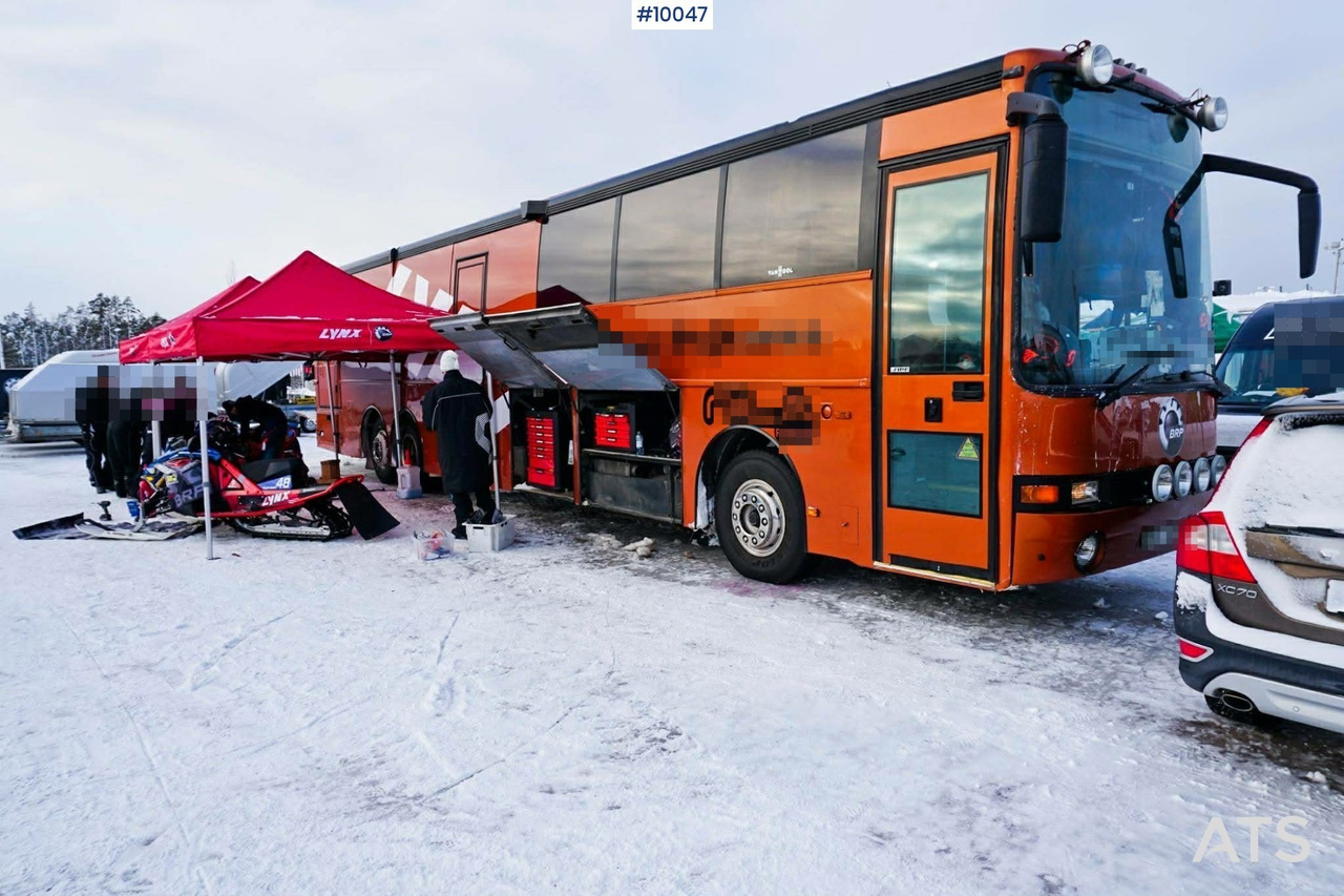 VOLVO B10M-70B Motorhome / Snowmobile bus with rear lift - Кемпер ван: снимка 1 VOLVO B10M-70B Motorhome / Snowmobile bus with rear lift - Кемпер ван: снимка 1