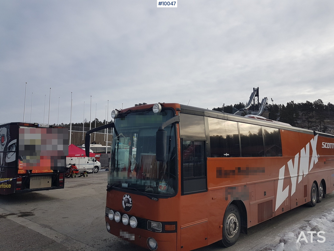 VOLVO B10M-70B Motorhome / Snowmobile bus with rear lift - Кемпер ван: снимка 3 VOLVO B10M-70B Motorhome / Snowmobile bus with rear lift - Кемпер ван: снимка 3