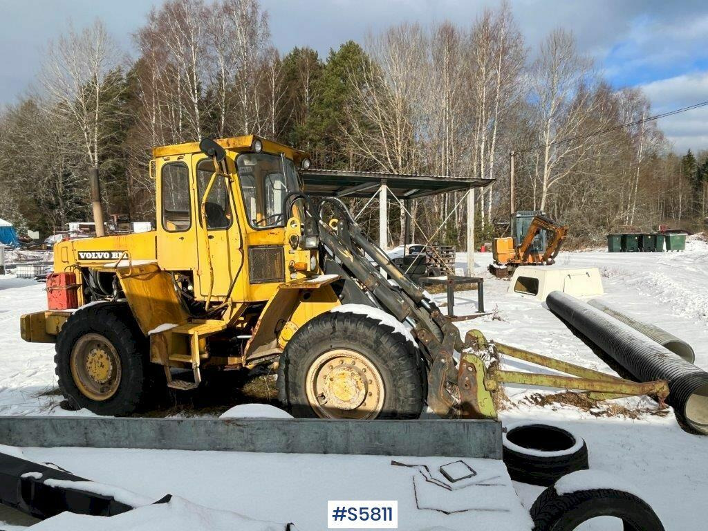 VOLVO BM 4300 Wheel Loader - Колесен товарач: снимка 1 VOLVO BM 4300 Wheel Loader - Колесен товарач: снимка 1