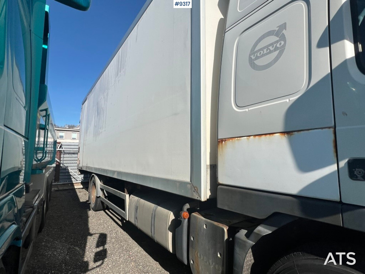VOLVO FM-340 4X2 Box Truck - Камион фургон: снимка 4 VOLVO FM-340 4X2 Box Truck - Камион фургон: снимка 4