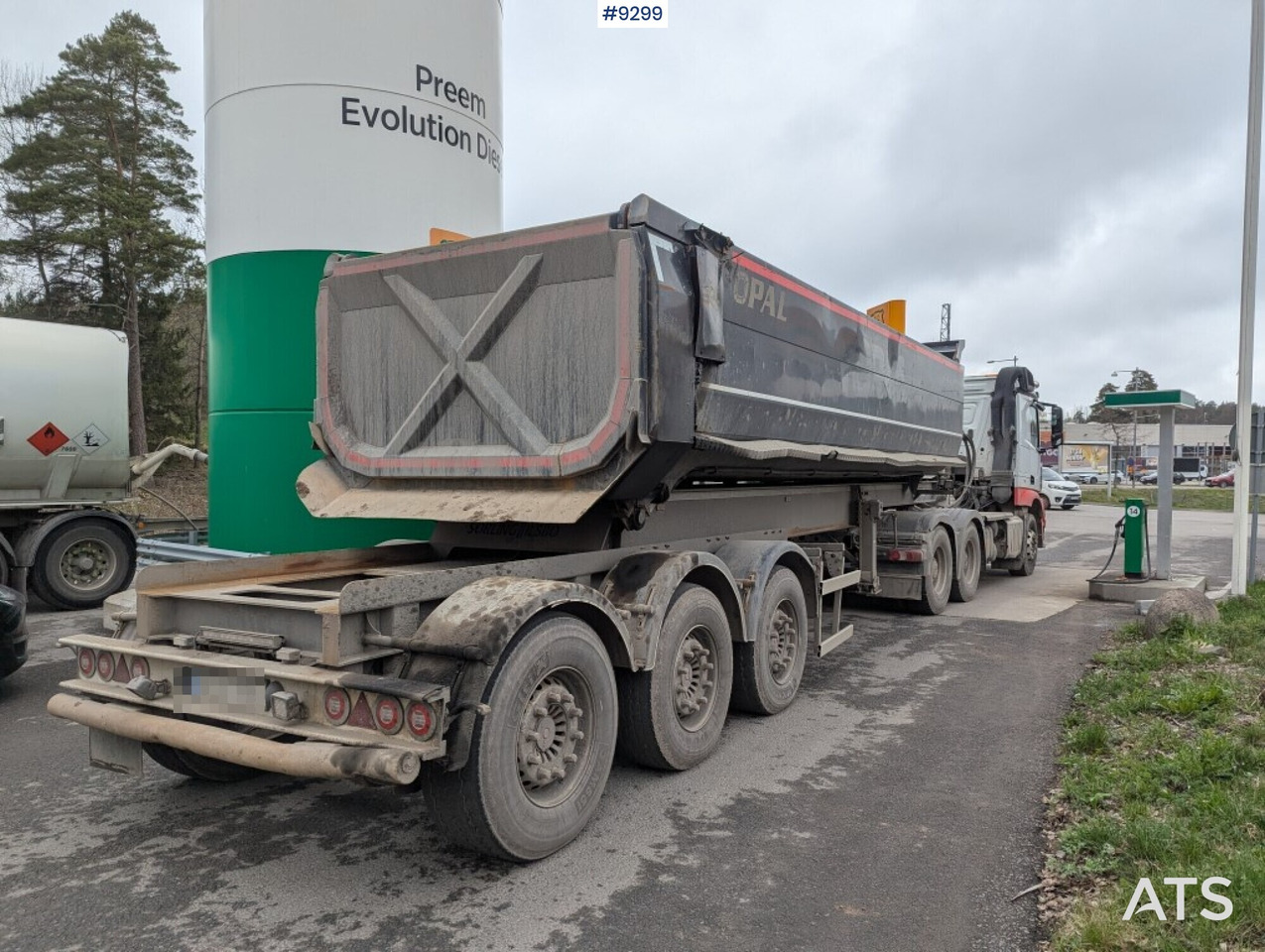 Tractor Unit Mercedes-Benz Arocs 3351 6x4 with tipper trailer - Влекач: снимка 4 Tractor Unit Mercedes-Benz Arocs 3351 6x4 with tipper trailer - Влекач: снимка 4