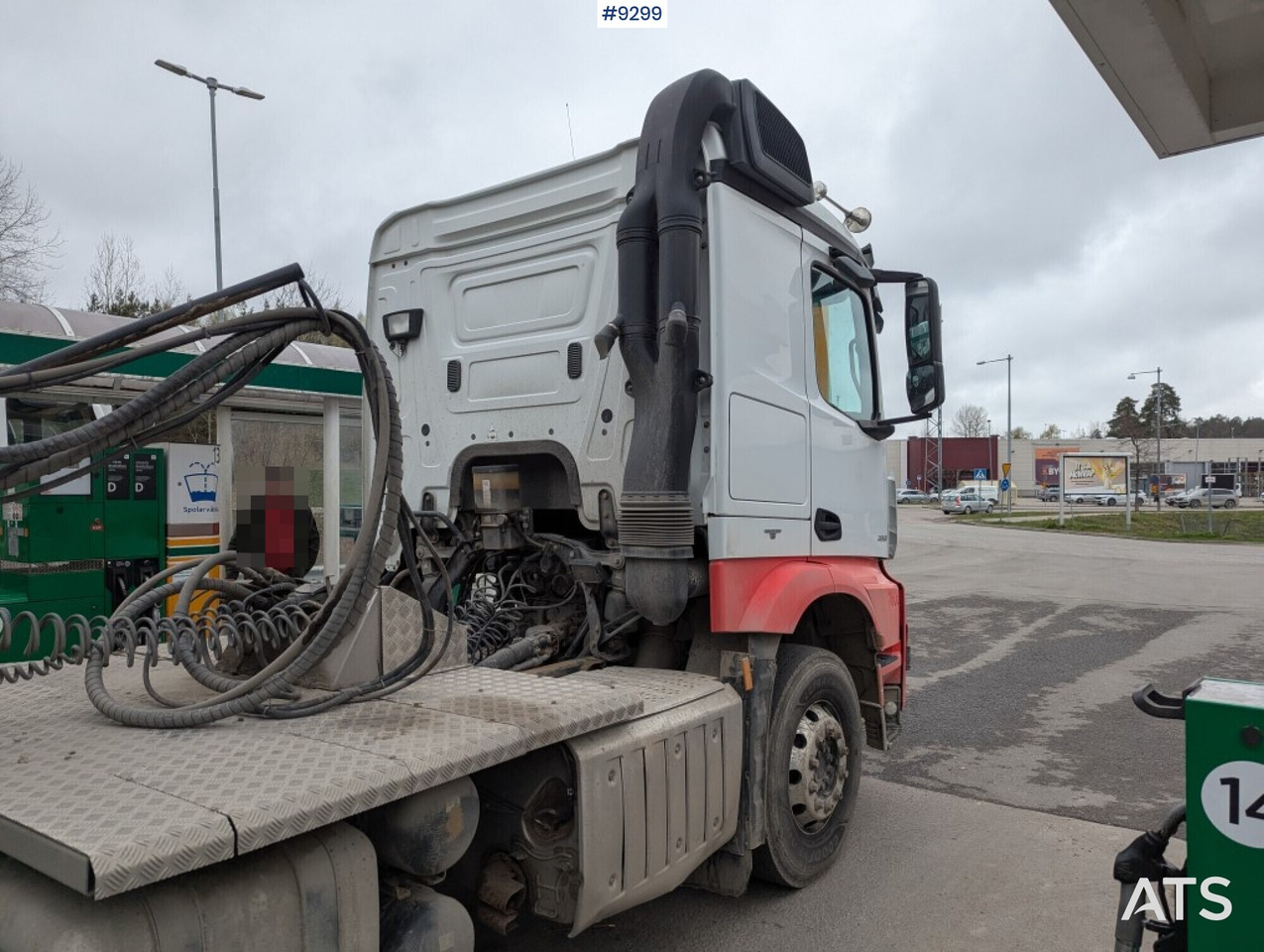 Tractor Unit Mercedes-Benz Arocs 3351 6x4 with tipper trailer - Влекач: снимка 3 Tractor Unit Mercedes-Benz Arocs 3351 6x4 with tipper trailer - Влекач: снимка 3