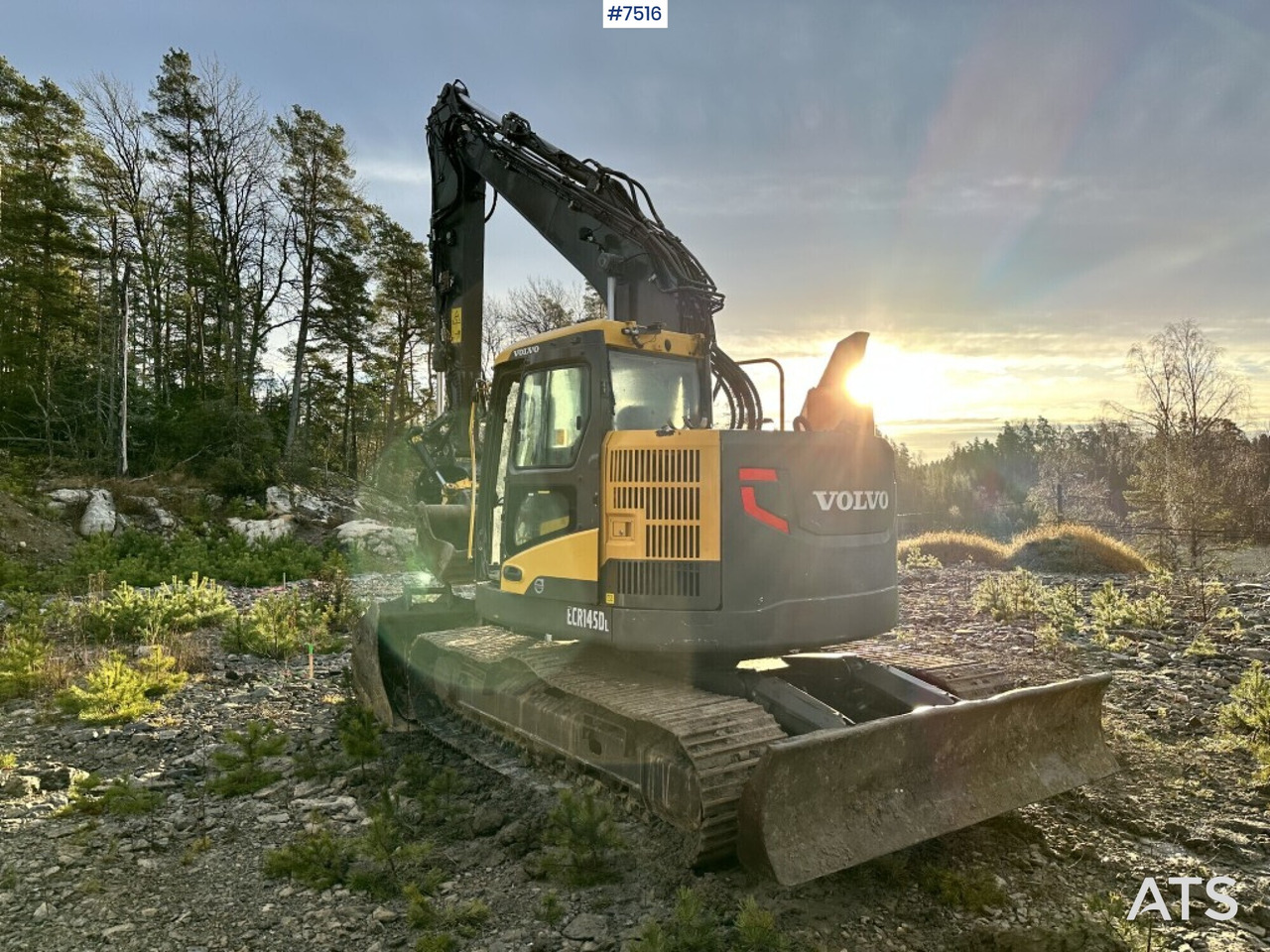 Volvo ECR145DL Crawler excavator with rotor and buckets - Верижен багер: снимка 5 Volvo ECR145DL Crawler excavator with rotor and buckets - Верижен багер: снимка 5