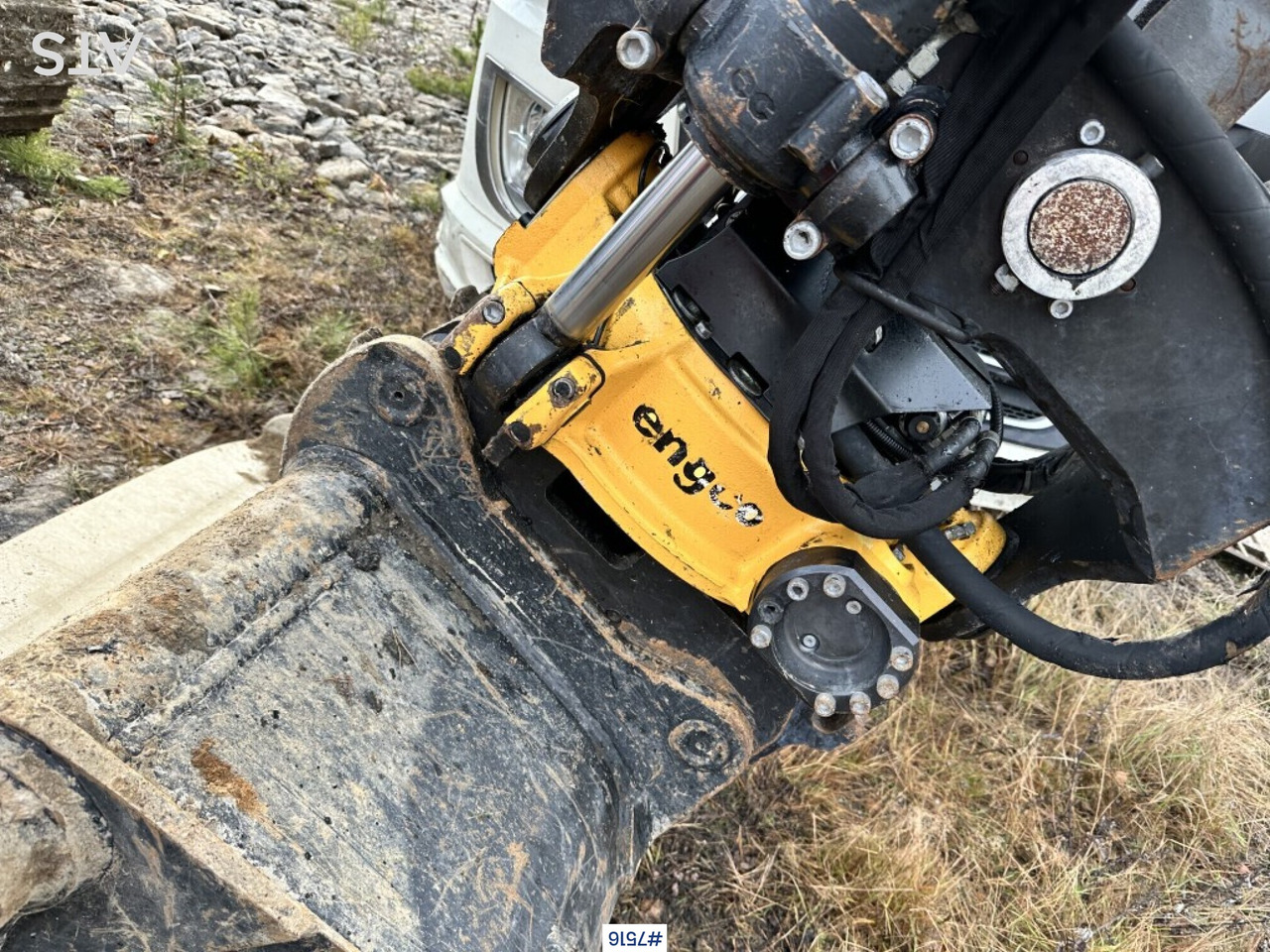 Volvo ECR145DL Crawler excavator with rotor and buckets - Верижен багер: снимка 3 Volvo ECR145DL Crawler excavator with rotor and buckets - Верижен багер: снимка 3