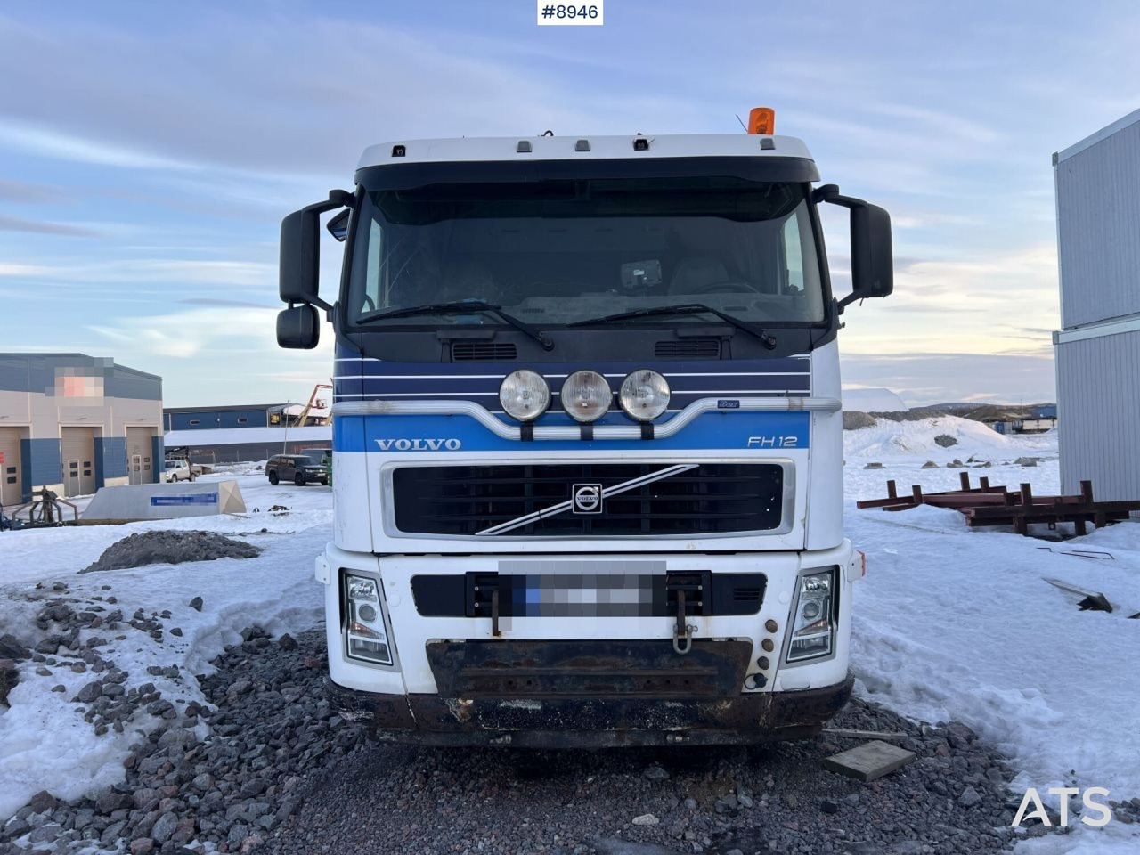 Volvo FH 12 8*2 Hooklift - REPAIR OBJECT - Мултилифт с кука камион: снимка 2 Volvo FH 12 8*2 Hooklift - REPAIR OBJECT - Мултилифт с кука камион: снимка 2