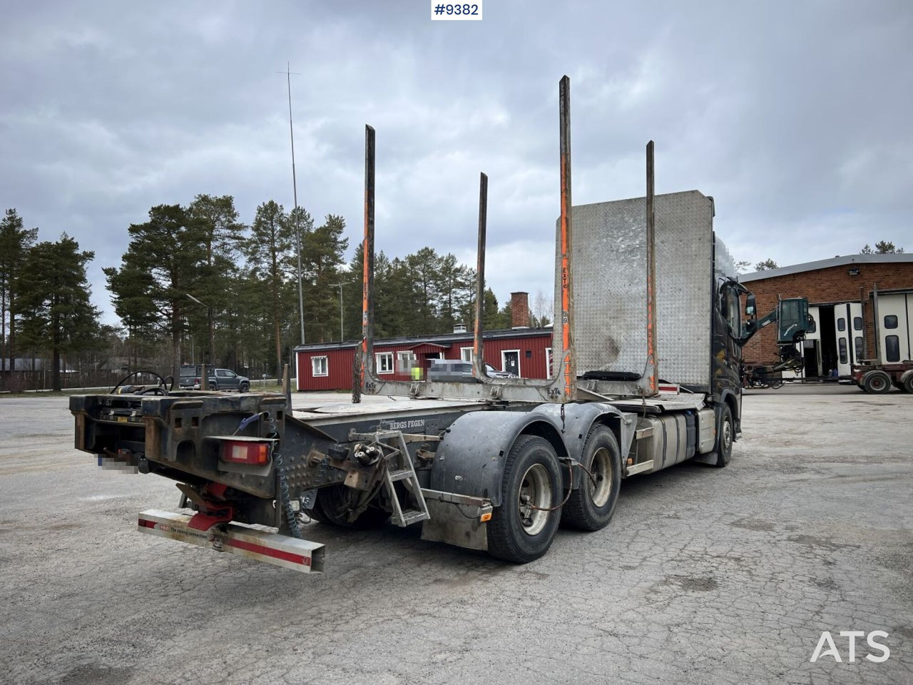 Volvo FH16 Timber truck / Logging truck (VIDEO) - Камион за дърва: снимка 4 Volvo FH16 Timber truck / Logging truck (VIDEO) - Камион за дърва: снимка 4