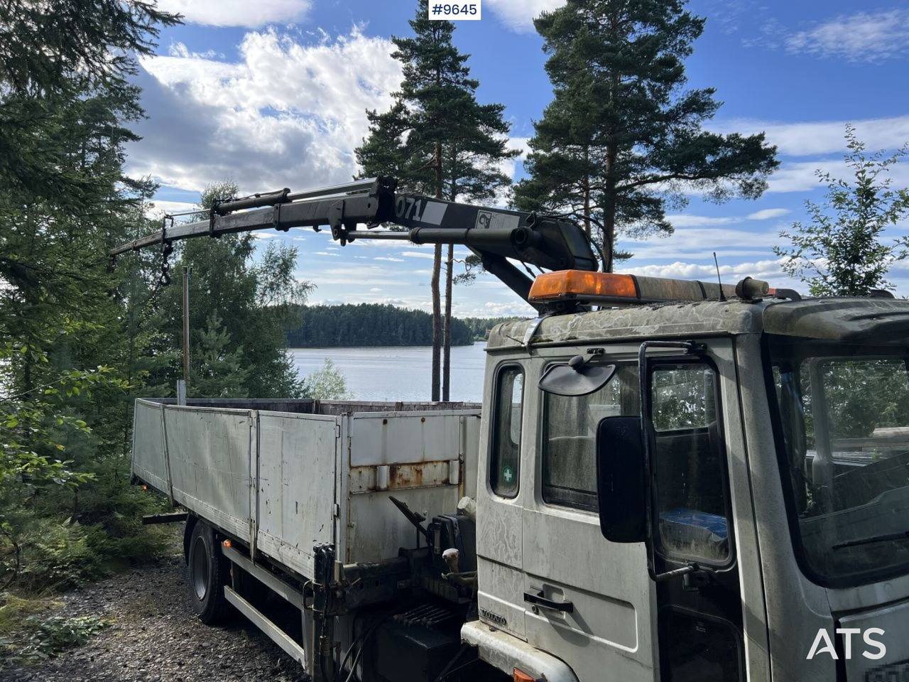 Volvo FL 614 4X2 Crane truck Repair object (VIDEO) - Бордови камион, Камион с кран: снимка 2 Volvo FL 614 4X2 Crane truck Repair object (VIDEO) - Бордови камион, Камион с кран: снимка 2