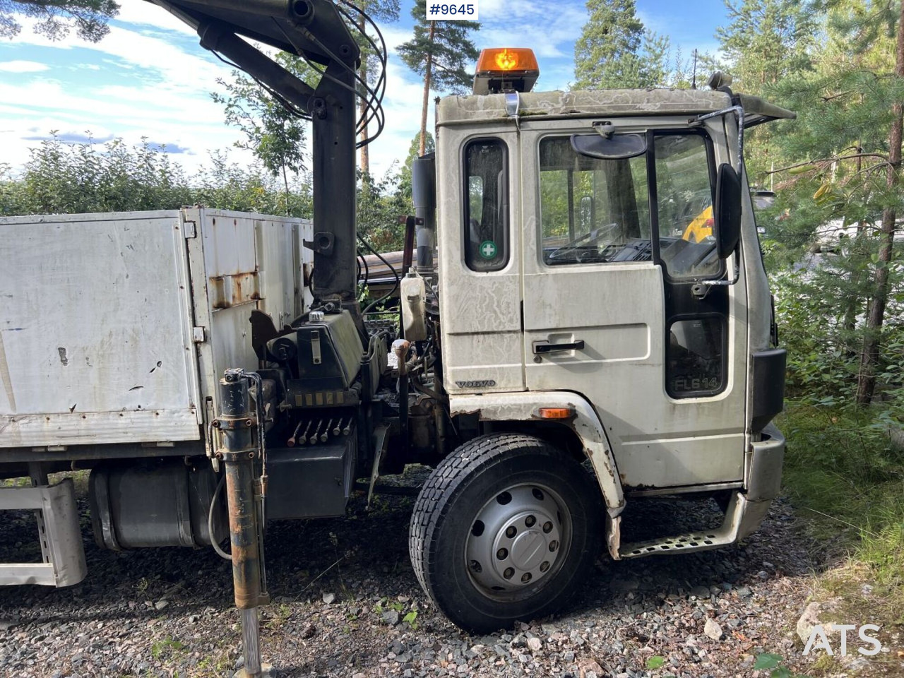 Volvo FL 614 4X2 Crane truck Repair object (VIDEO) - Бордови камион, Камион с кран: снимка 4 Volvo FL 614 4X2 Crane truck Repair object (VIDEO) - Бордови камион, Камион с кран: снимка 4