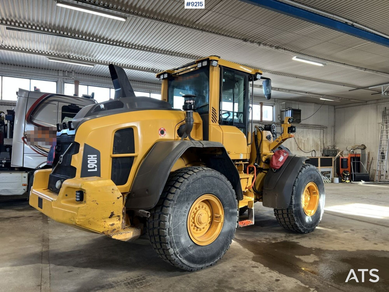 Volvo L 90 H Wheel loader (VIDEO) - Колесен товарач: снимка 4 Volvo L 90 H Wheel loader (VIDEO) - Колесен товарач: снимка 4