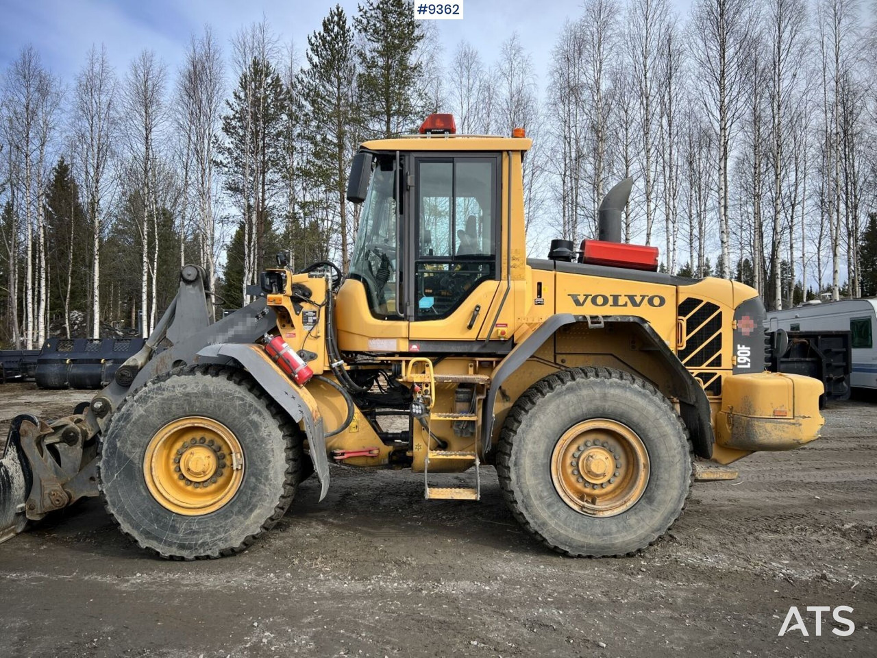 Volvo L90 F Wheel loader - Колесен товарач: снимка 2 Volvo L90 F Wheel loader - Колесен товарач: снимка 2