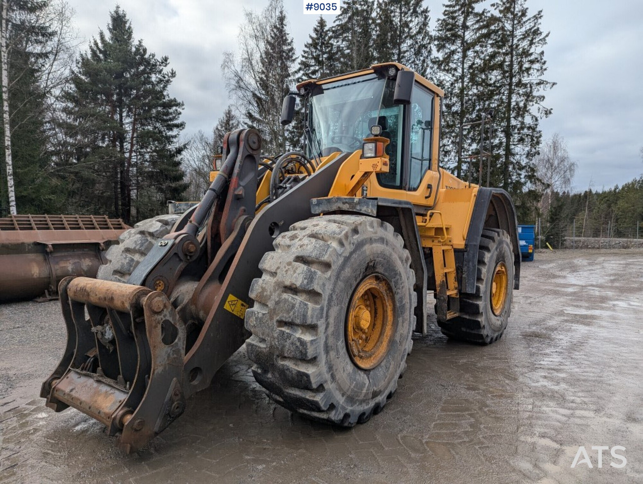 Wheel Loader Volvo L180F (SEE VIDEO) - Колесен товарач: снимка 1 Wheel Loader Volvo L180F (SEE VIDEO) - Колесен товарач: снимка 1