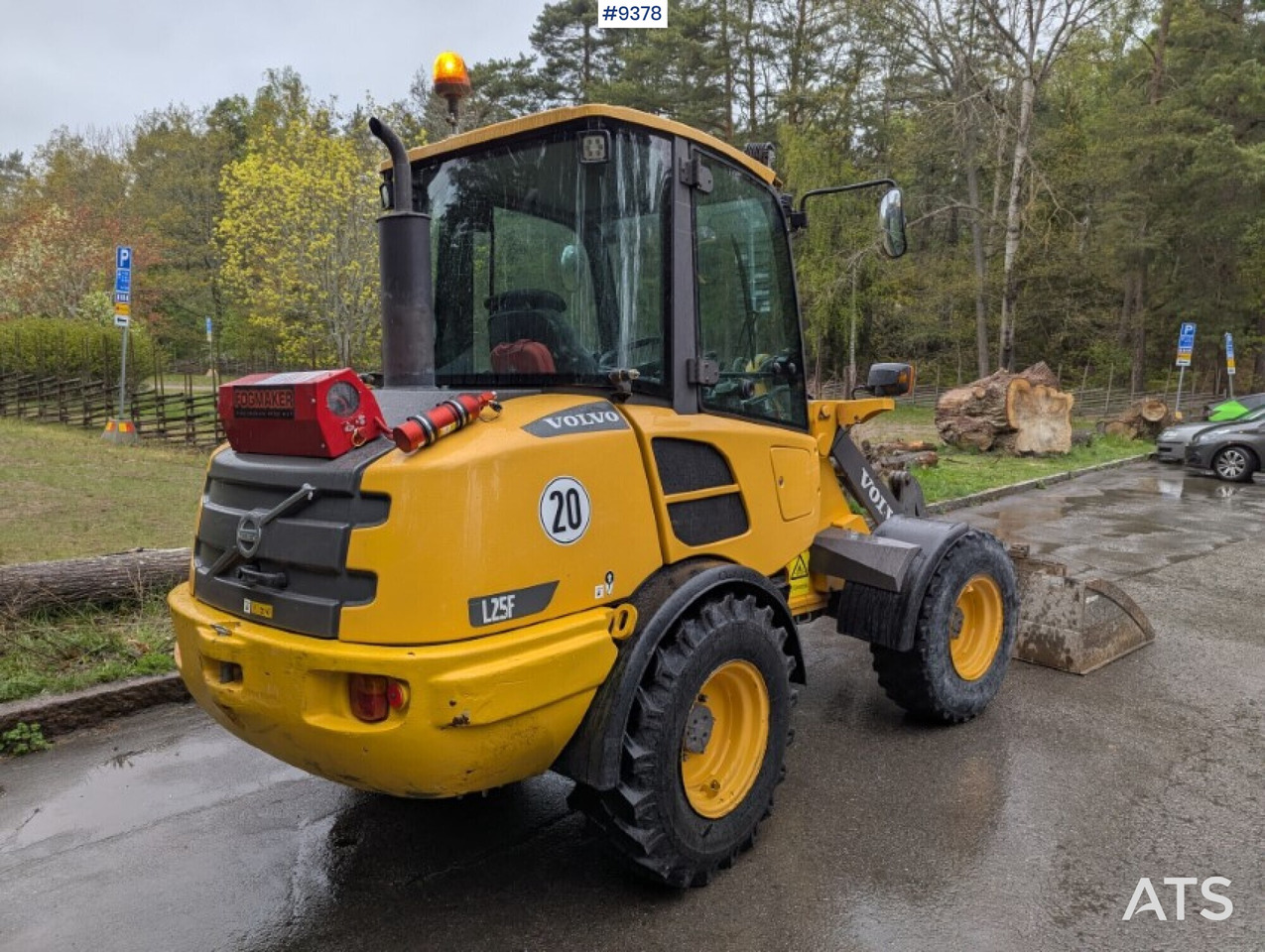 Wheel loader Volvo L25F with attachments (SEE VIDEO) - Колесен товарач: снимка 4 Wheel loader Volvo L25F with attachments (SEE VIDEO) - Колесен товарач: снимка 4