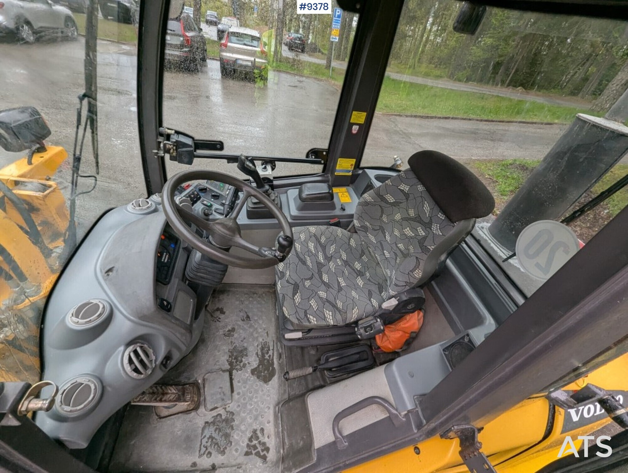 Wheel loader Volvo L25F with attachments (SEE VIDEO) - Колесен товарач: снимка 5 Wheel loader Volvo L25F with attachments (SEE VIDEO) - Колесен товарач: снимка 5