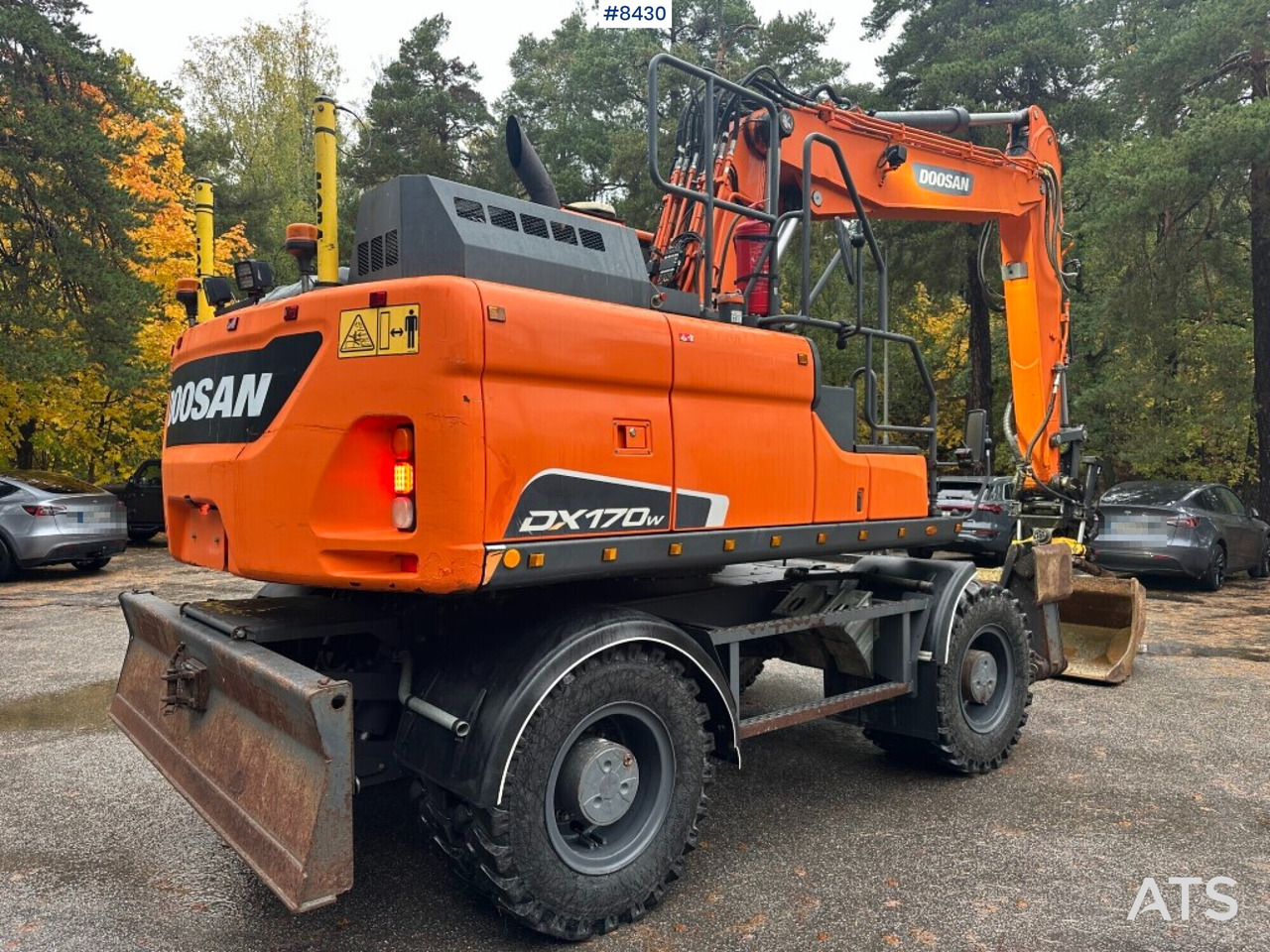 Wheeled Excavator Doosan DX170W (See video) - Колесен багер: снимка 5 Wheeled Excavator Doosan DX170W (See video) - Колесен багер: снимка 5
