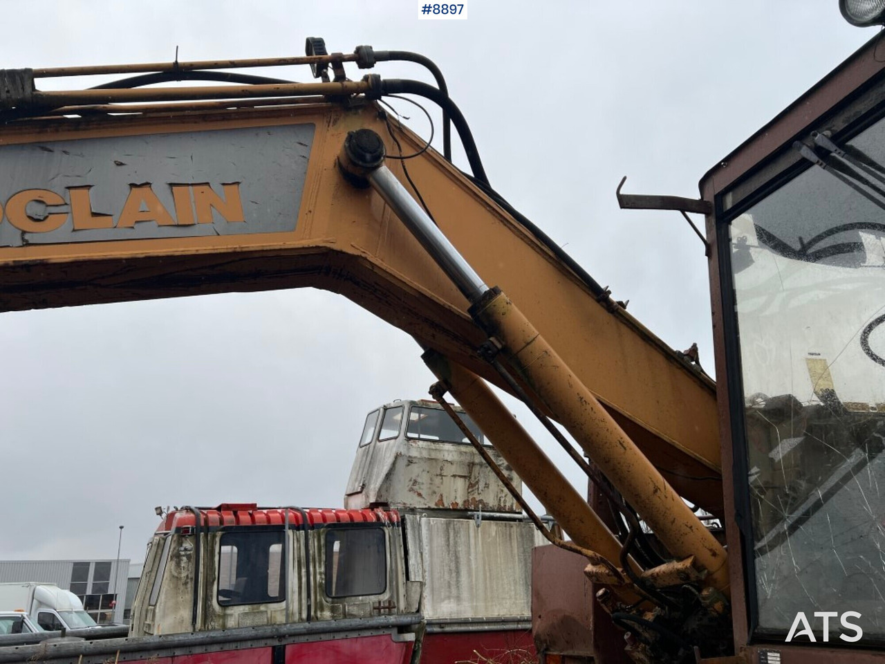 Колесен багер Wheeled excavator Case 1088 - Repair object: снимка 18