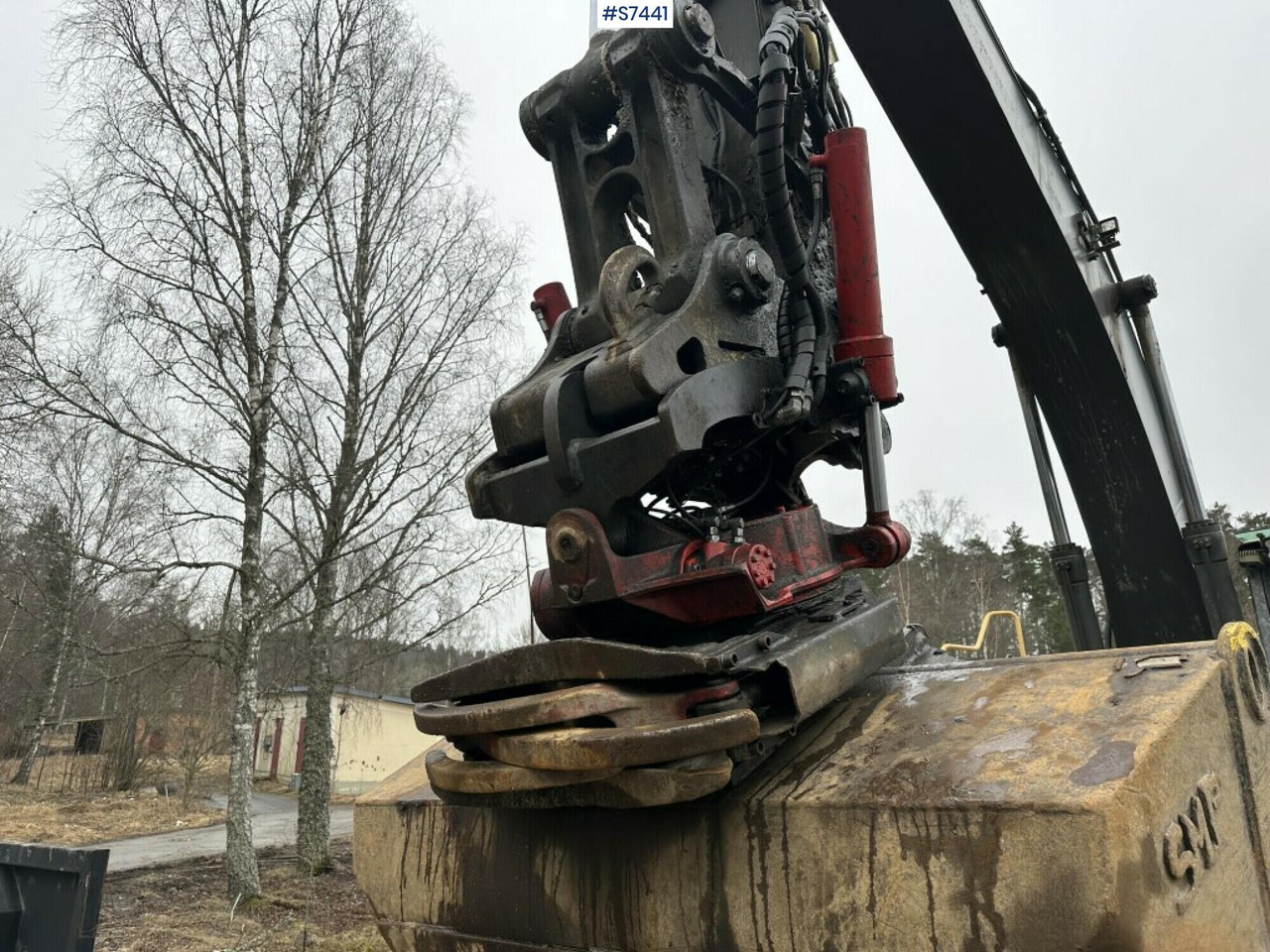 Wheeled excavator Volvo EC300 DL With rotor, digging system and buckets SEE VIDEO - Верижен багер: снимка 3 Wheeled excavator Volvo EC300 DL With rotor, digging system and buckets SEE VIDEO - Верижен багер: снимка 3