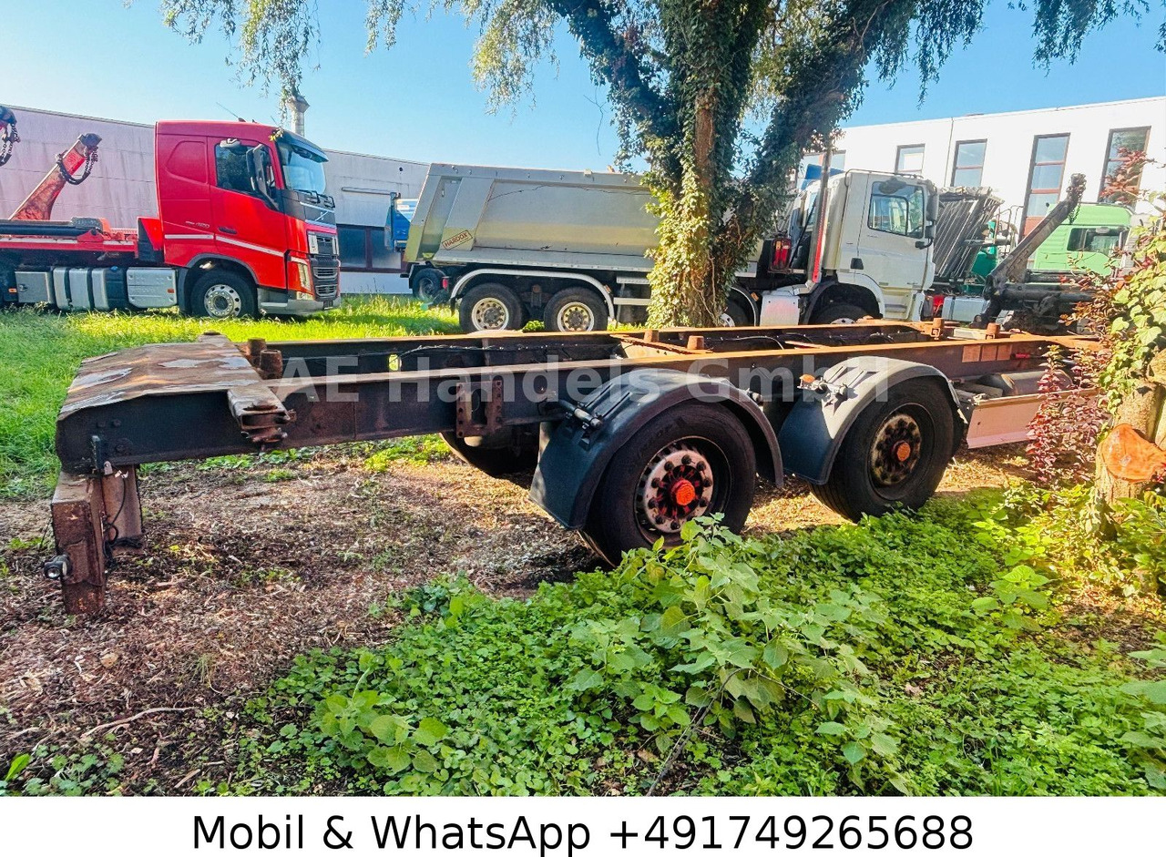 Fliegl TWP 180 Tandem Tiefgekoppelt *BWP/Scheibenbremse - Контейнеровоз/ Сменна каросерия ремарке: снимка 3 Fliegl TWP 180 Tandem Tiefgekoppelt *BWP/Scheibenbremse - Контейнеровоз/ Сменна каросерия ремарке: снимка 3