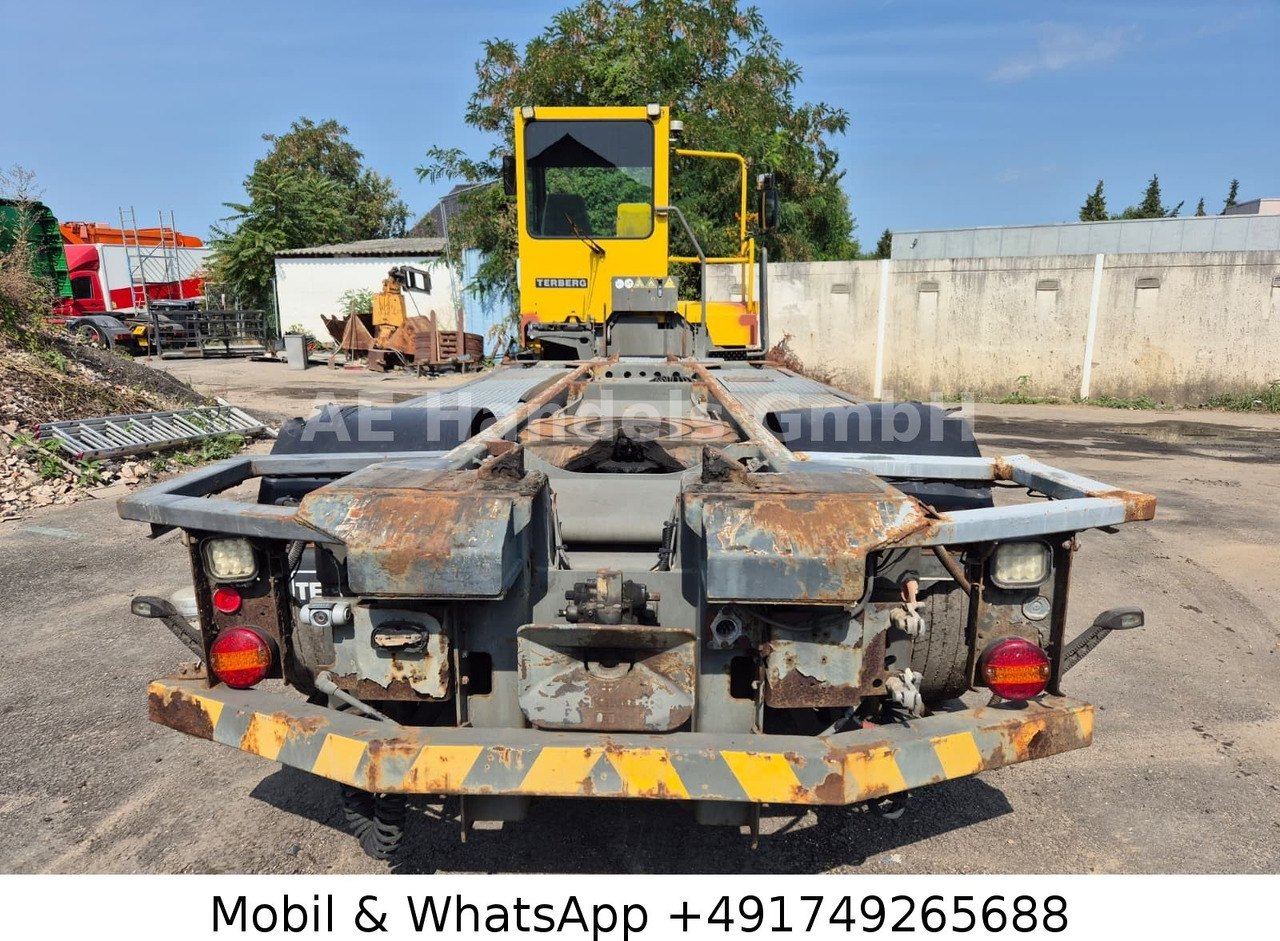 Terberg BC 182 4x2 Rangierfahrzeug *Klima - Камион: снимка 4 Terberg BC 182 4x2 Rangierfahrzeug *Klima - Камион: снимка 4