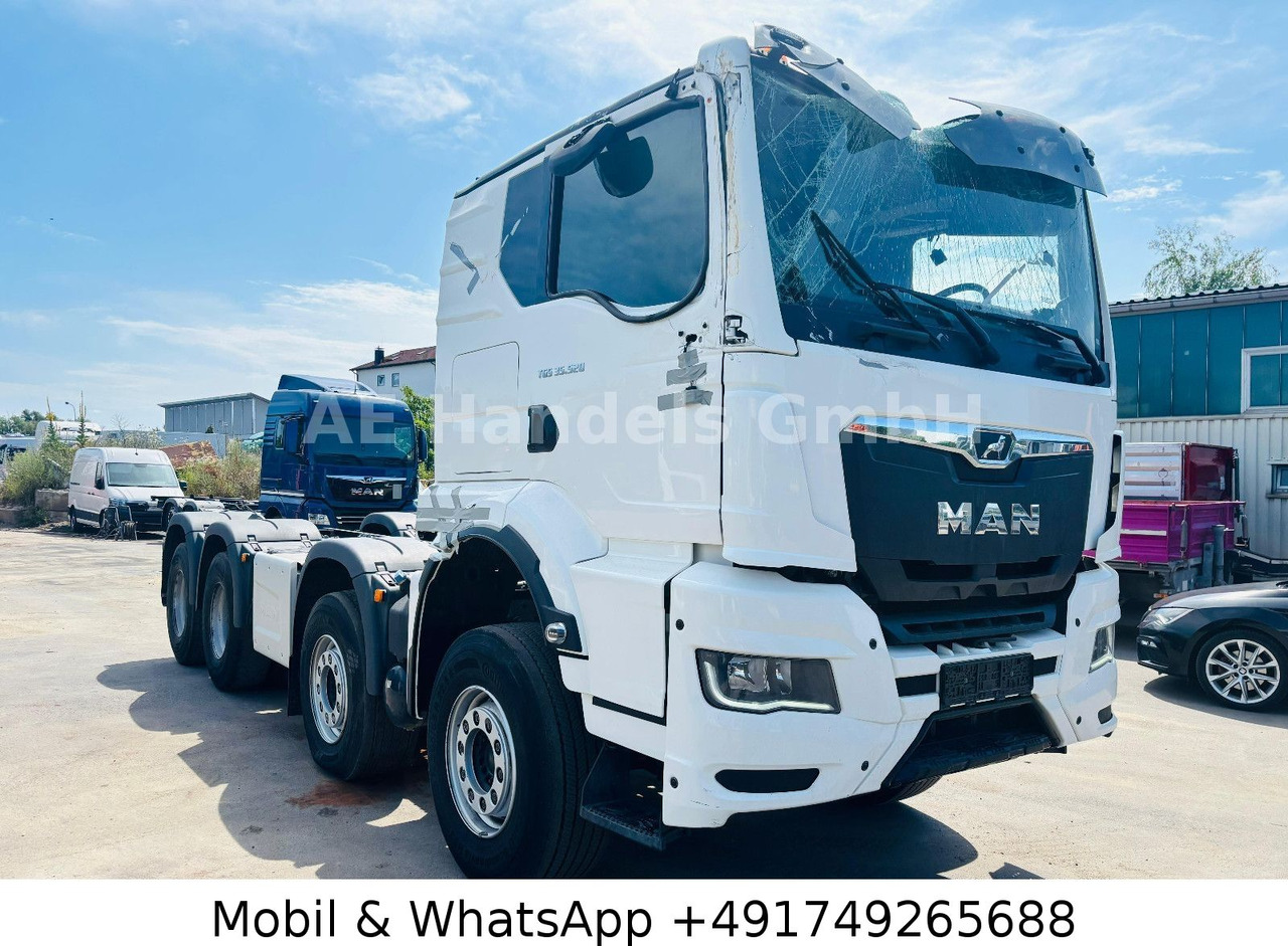MAN TGS 32.520 GN BB 8x4 *ACC / AP / LED - Шаси кабина: снимка 3 MAN TGS 32.520 GN BB 8x4 *ACC / AP / LED - Шаси кабина: снимка 3