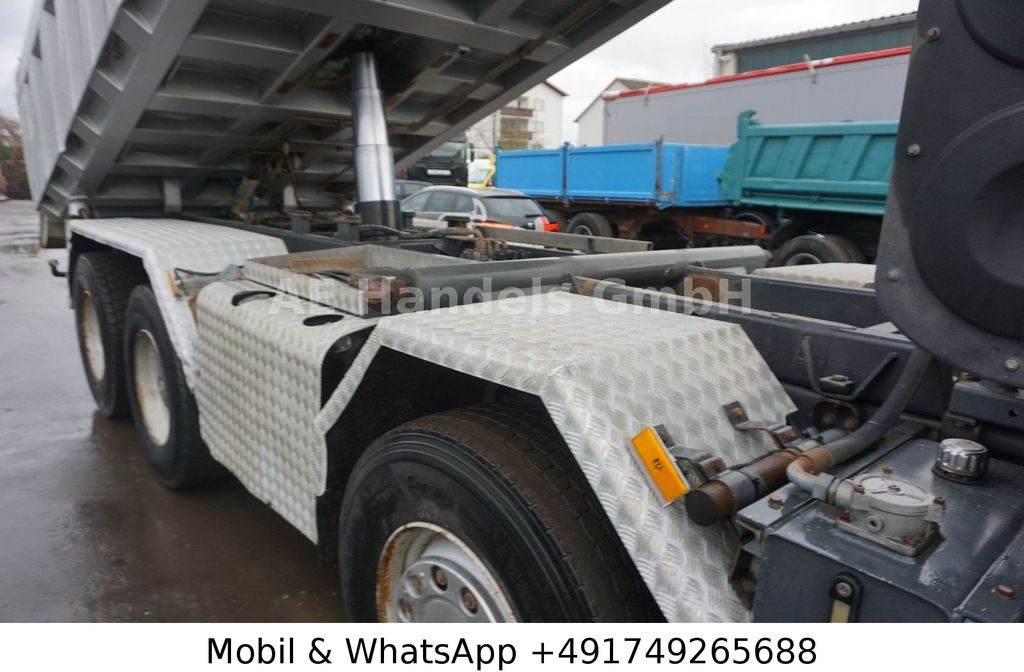 Самосвал камион Mercedes-Benz Actros II 3244 8x4 BB Meiller *Bordmatik/3-Pedal: снимка 12