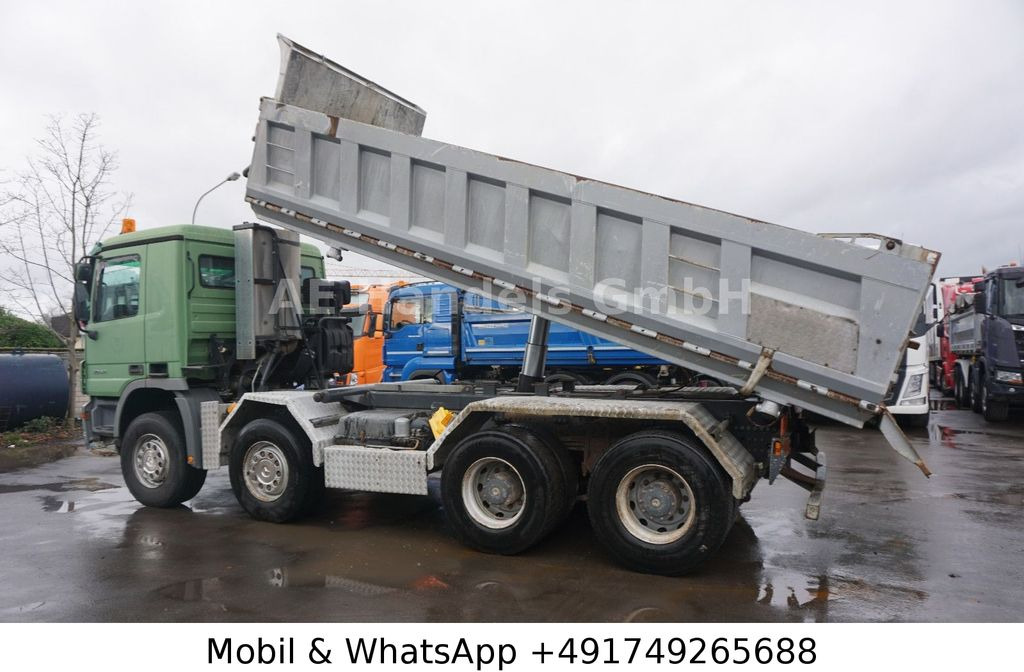 Самосвал камион Mercedes-Benz Actros II 3244 8x4 BB Meiller *Bordmatik/3-Pedal: снимка 7