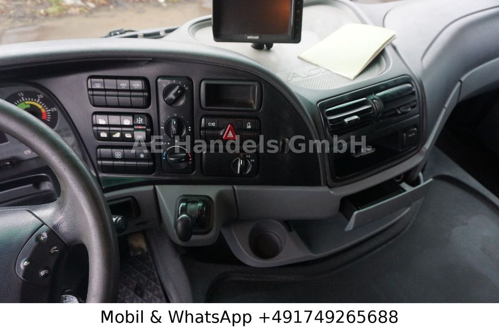 Самосвал камион Mercedes-Benz Actros II 3244 8x4 BB Meiller *Bordmatik/3-Pedal: снимка 28