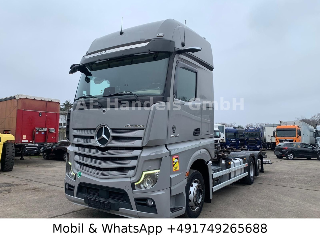 Контейнеровоз/ Сменна каросерия камион Mercedes-Benz Actros V 2545 GigaSpace BDF *Retarder/Multi/LBW: снимка 7 Контейнеровоз/ Сменна каросерия камион Mercedes-Benz Actros V 2545 GigaSpace BDF *Retarder/Multi/LBW: снимка 7