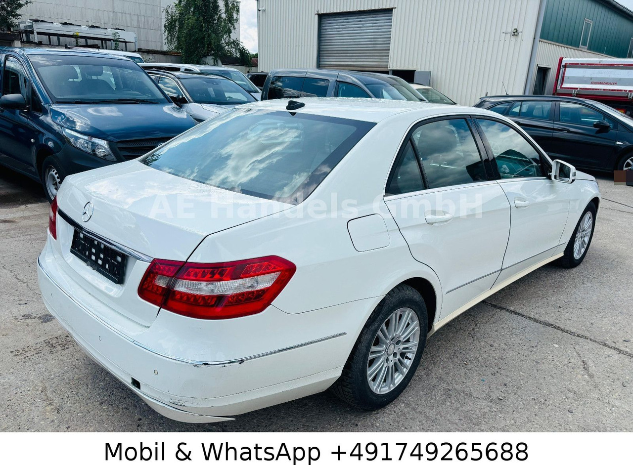 Mercedes-Benz E 200 CDI BlueEFFICIENCY ELEGANCE *PDC/Tempomat - Седан: снимка 4 Mercedes-Benz E 200 CDI BlueEFFICIENCY ELEGANCE *PDC/Tempomat - Седан: снимка 4