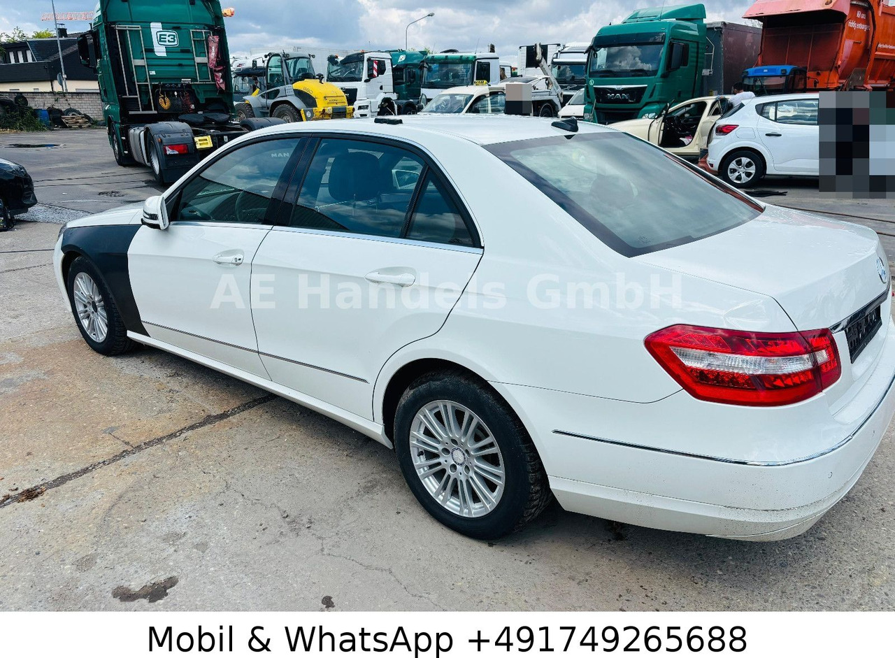 Mercedes-Benz E 200 CDI BlueEFFICIENCY ELEGANCE *PDC/Tempomat - Седан: снимка 2 Mercedes-Benz E 200 CDI BlueEFFICIENCY ELEGANCE *PDC/Tempomat - Седан: снимка 2