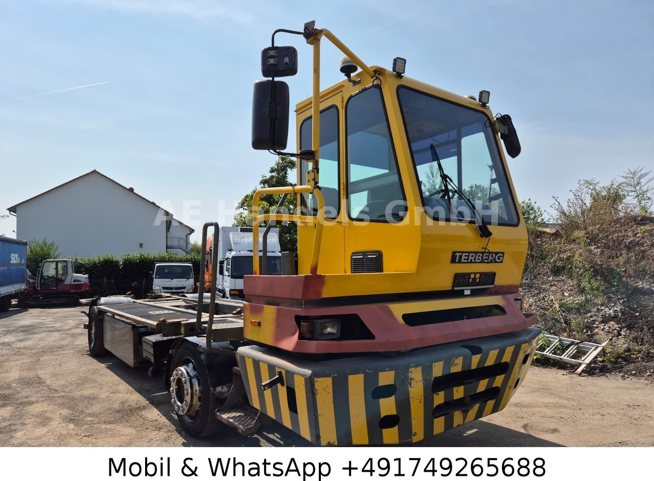 Terberg BC 182 4x2 Rangierfahrzeug *Klima - Контейнеровоз/ Сменна каросерия камион: снимка 1 Terberg BC 182 4x2 Rangierfahrzeug *Klima - Контейнеровоз/ Сменна каросерия камион: снимка 1
