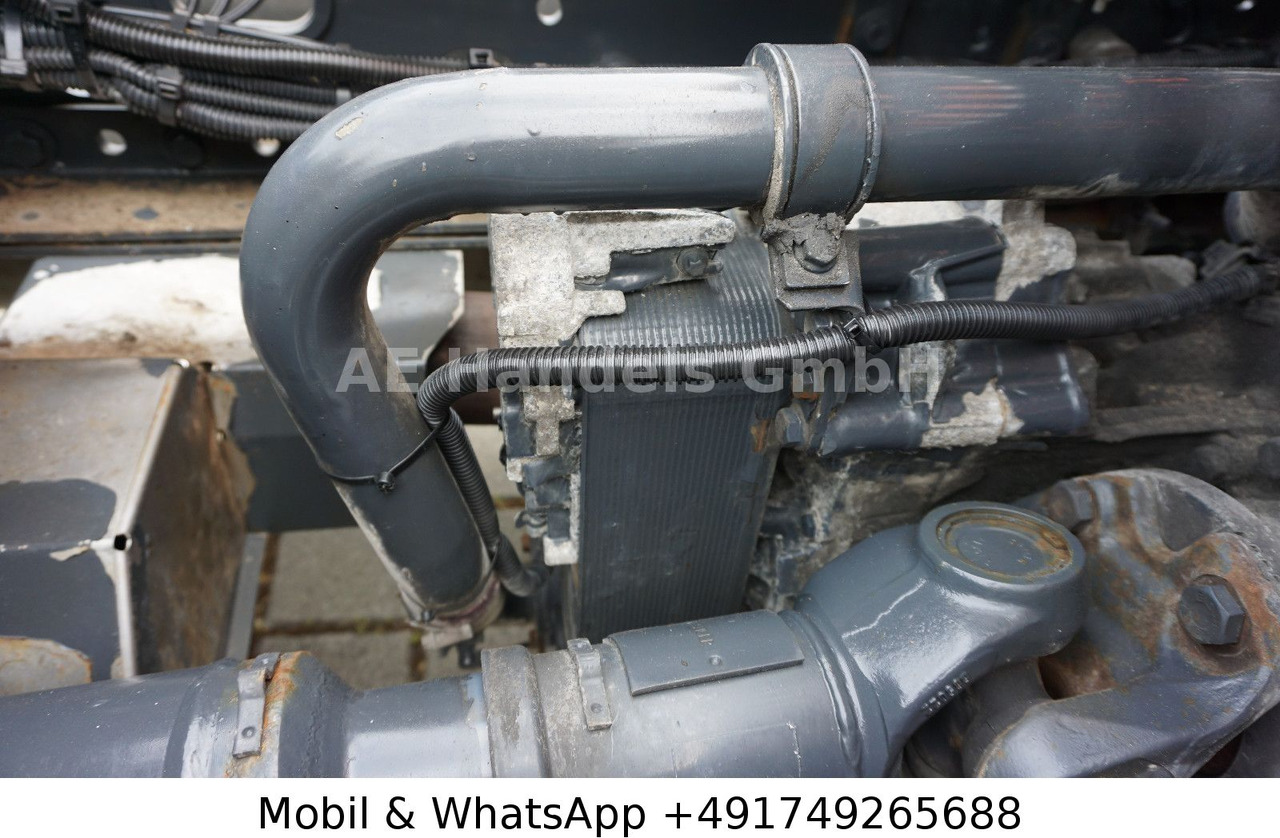 Влекач Iveco Stralis NP 400 Hi-Way BL LNG*Retarder/Standklima: снимка 7 Влекач Iveco Stralis NP 400 Hi-Way BL LNG*Retarder/Standklima: снимка 7