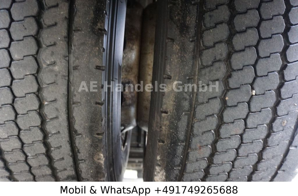 Влекач MAN TGX 18.440 XLX LL Low *Manual/Retarder/2xTank: снимка 11