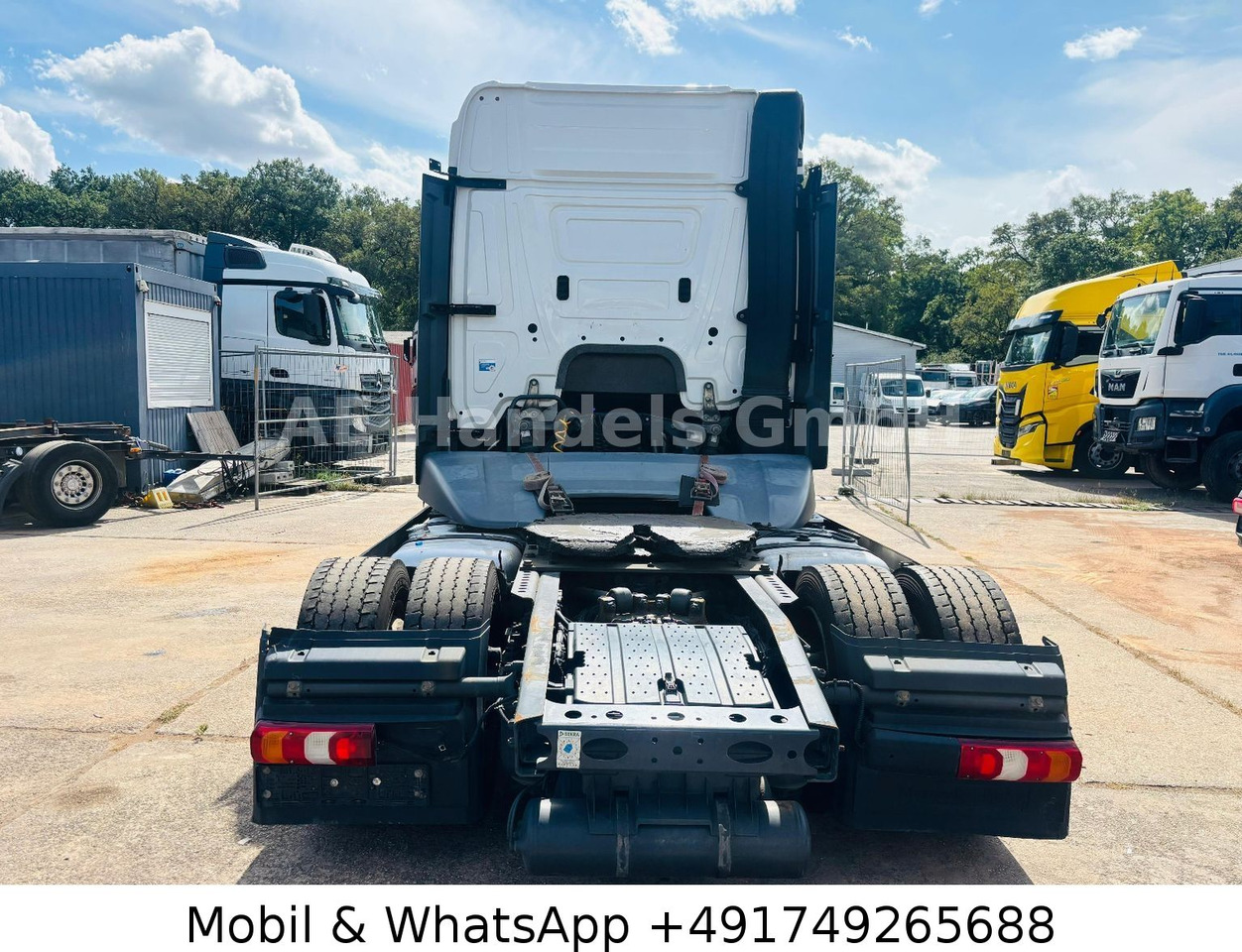 Mercedes-Benz Actros 1845 L LL 4x2 LowDeck*Retarder/ACC/2xTank - Влекач: снимка 4 Mercedes-Benz Actros 1845 L LL 4x2 LowDeck*Retarder/ACC/2xTank - Влекач: снимка 4