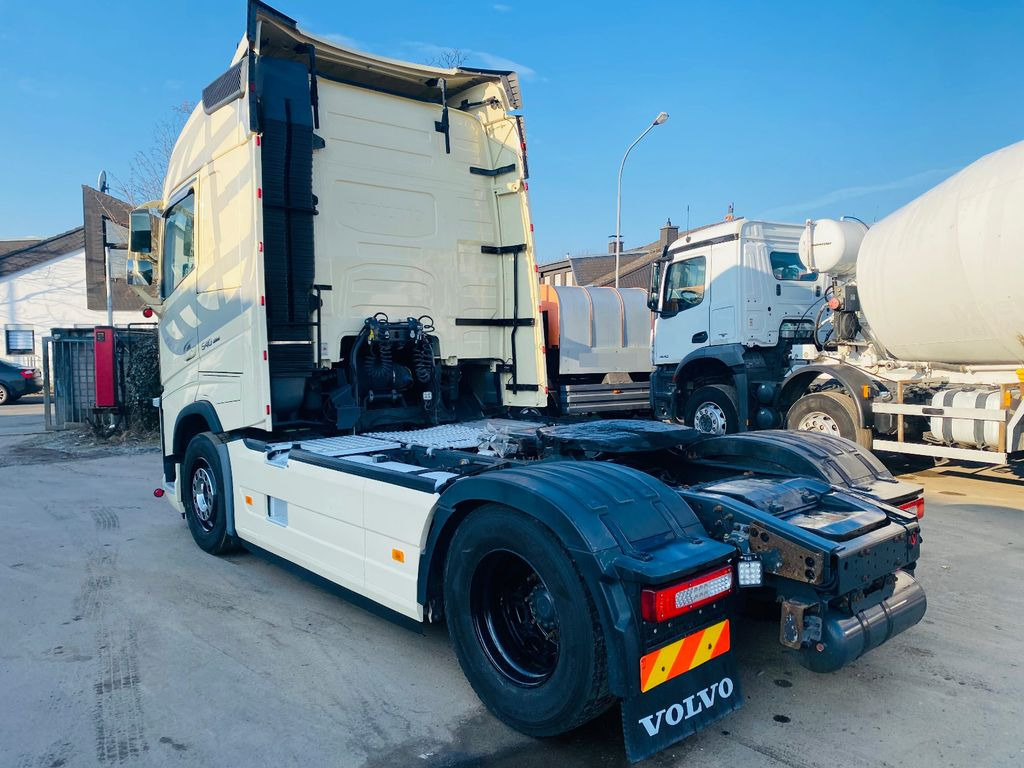Volvo FH 540 Globe BL I-Shift Dual*VEB/2-KreisHydr/ACC - Влекач: снимка 5 Volvo FH 540 Globe BL I-Shift Dual*VEB/2-KreisHydr/ACC - Влекач: снимка 5