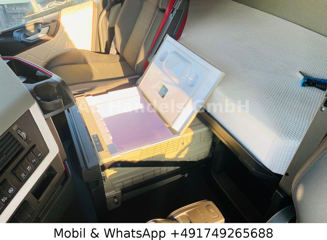 Лизинг на  Volvo FH 540 Globe BL I-Shift Dual*VEB/2-KreisHydr/ACC Volvo FH 540 Globe BL I-Shift Dual*VEB/2-KreisHydr/ACC: снимка 18