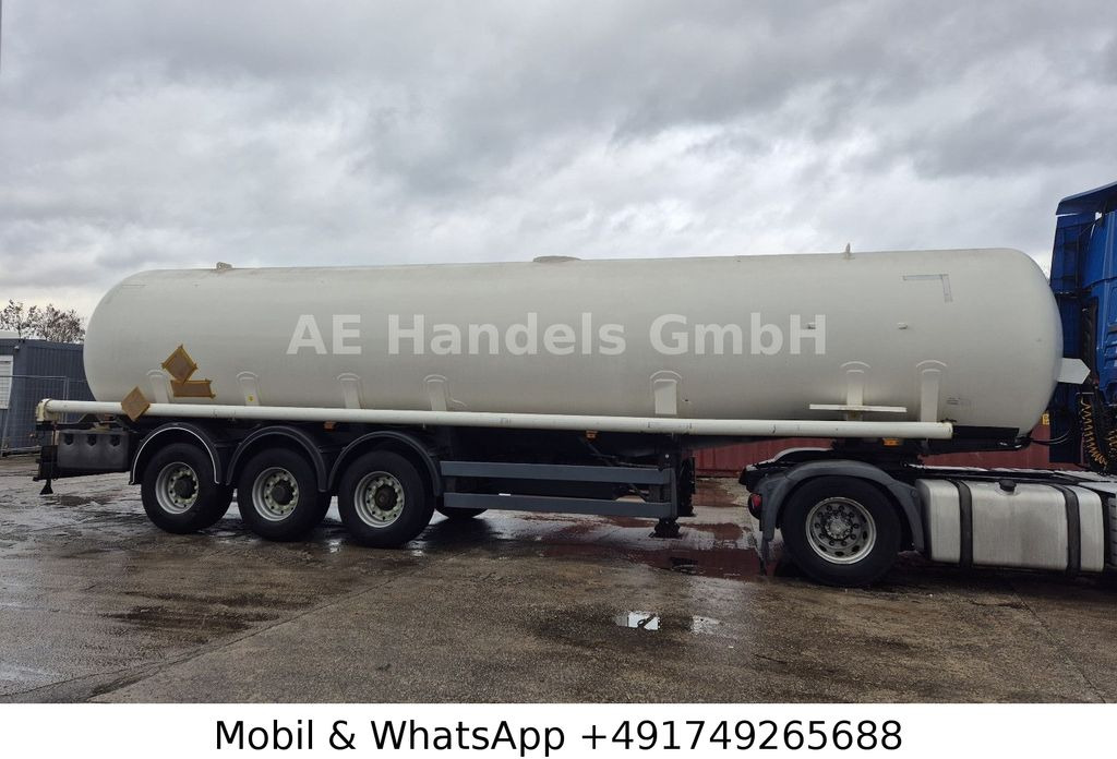 Willig *ADR/40.000Liter/Kerosin/Diesel/Benzin - Полуремарке цистерна: снимка 2 Willig *ADR/40.000Liter/Kerosin/Diesel/Benzin - Полуремарке цистерна: снимка 2