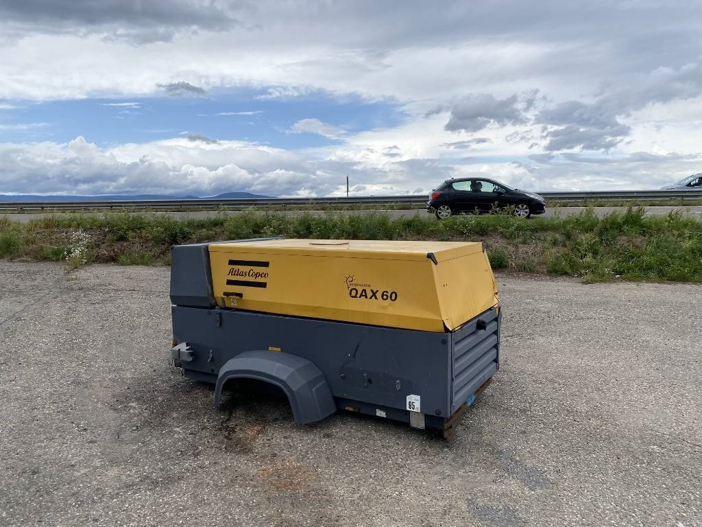 Atlas Copco QAX 60 - Carte Grise Françaises endommagé - Електрогенератор: снимка 4 Atlas Copco QAX 60 - Carte Grise Françaises endommagé - Електрогенератор: снимка 4