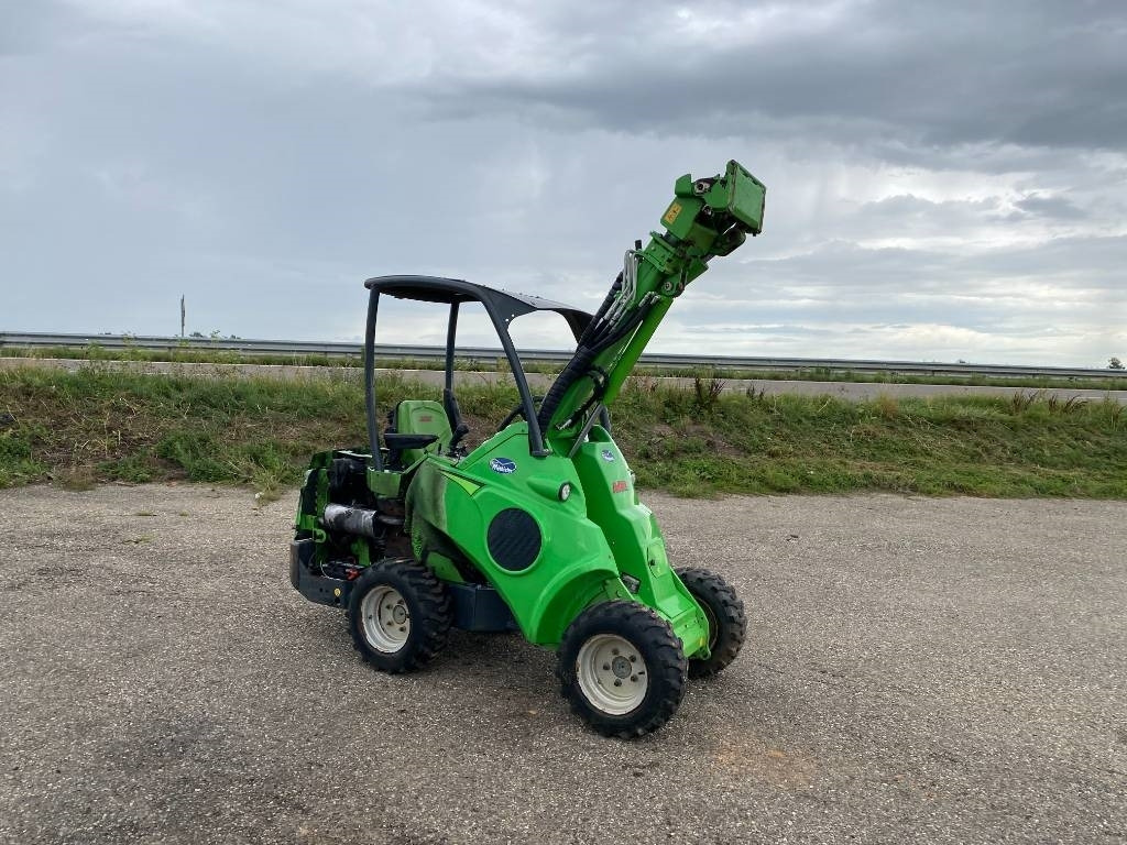 Avant M 528 EIPTT /Certificat CE endommagée  - Компактен товарач: снимка 4 Avant M 528 EIPTT /Certificat CE endommagée  - Компактен товарач: снимка 4