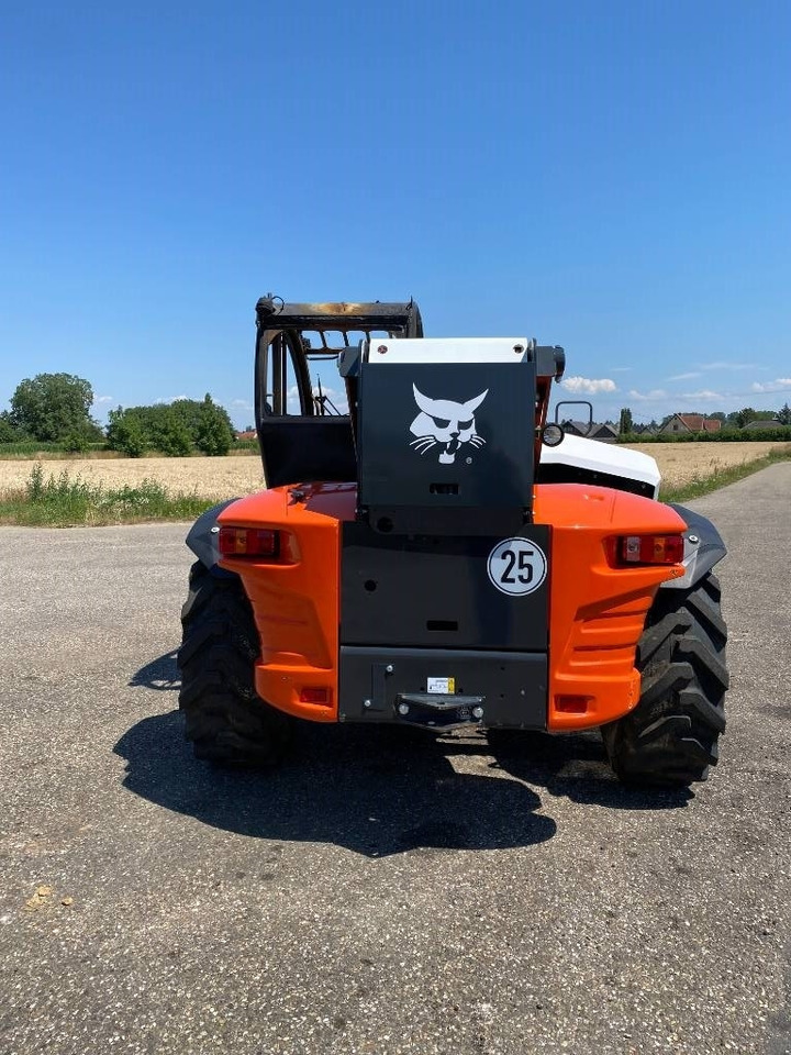 Bobcat T41.140SLPRB 1er Main Origine Française endommagé - Телескопичен колесен товарач: снимка 5 Bobcat T41.140SLPRB 1er Main Origine Française endommagé - Телескопичен колесен товарач: снимка 5
