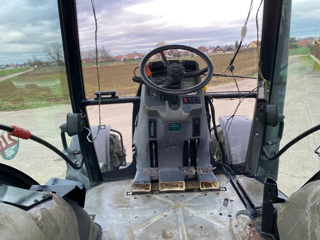 Трактор Deutz-fahr AGROTRON 610TTV / Carte Grise Française endommagé: снимка 43