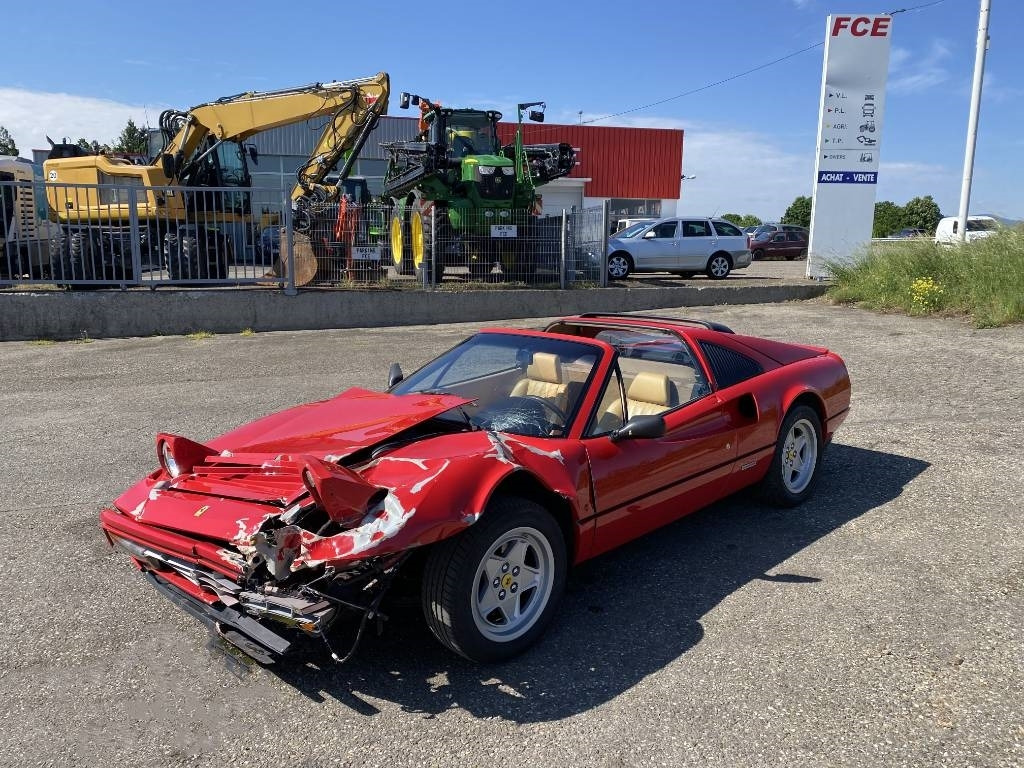 Ferrari 328 GTS / Origine Française endommagé - Лек автомобил: снимка 2 Ferrari 328 GTS / Origine Française endommagé - Лек автомобил: снимка 2