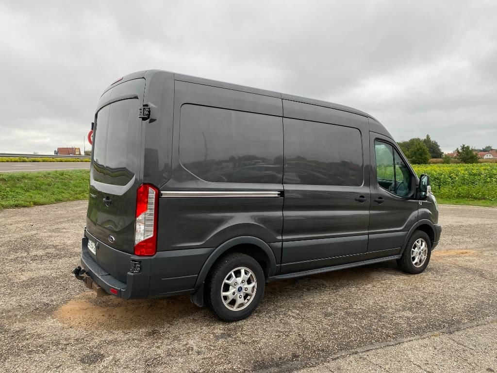 Ford TRANSIT L2H2 2.0 TDCI EcoBlue 130 A Réparer - Лекотоварен автомобил фургон: снимка 4 Ford TRANSIT L2H2 2.0 TDCI EcoBlue 130 A Réparer - Лекотоварен автомобил фургон: снимка 4