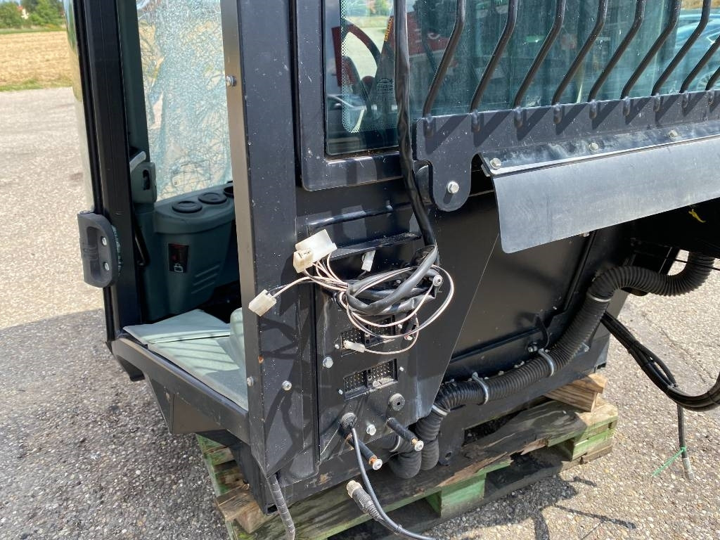 Кабина за Строителна техника Hydrema Cabine pour tombereau Hydrema 912 GS endommagée: снимка 25 Кабина за Строителна техника Hydrema Cabine pour tombereau Hydrema 912 GS endommagée: снимка 25