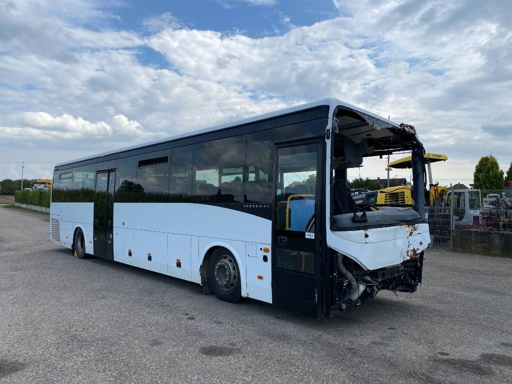 Iveco CROSSWAY E6-TECTOR-320 - Междуградски автобус: снимка 2 Iveco CROSSWAY E6-TECTOR-320 - Междуградски автобус: снимка 2
