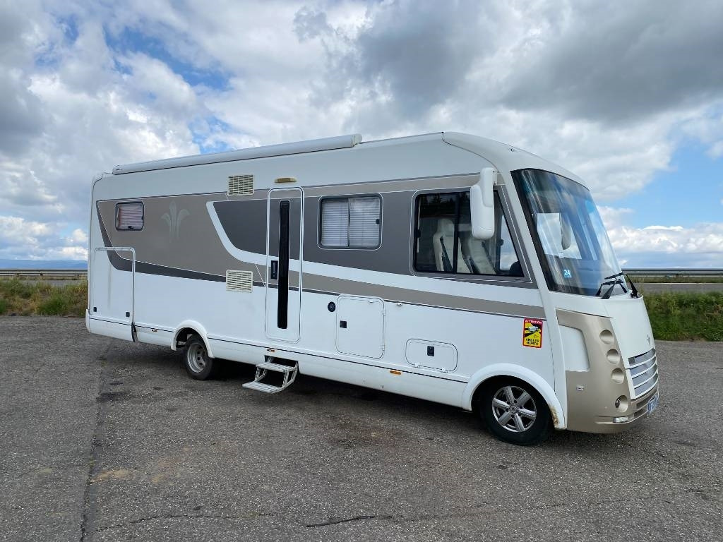 Iveco Niesmann+Bischoff FLAIR 800i CEBW - Интегриран кемпер: снимка 3 Iveco Niesmann+Bischoff FLAIR 800i CEBW - Интегриран кемпер: снимка 3