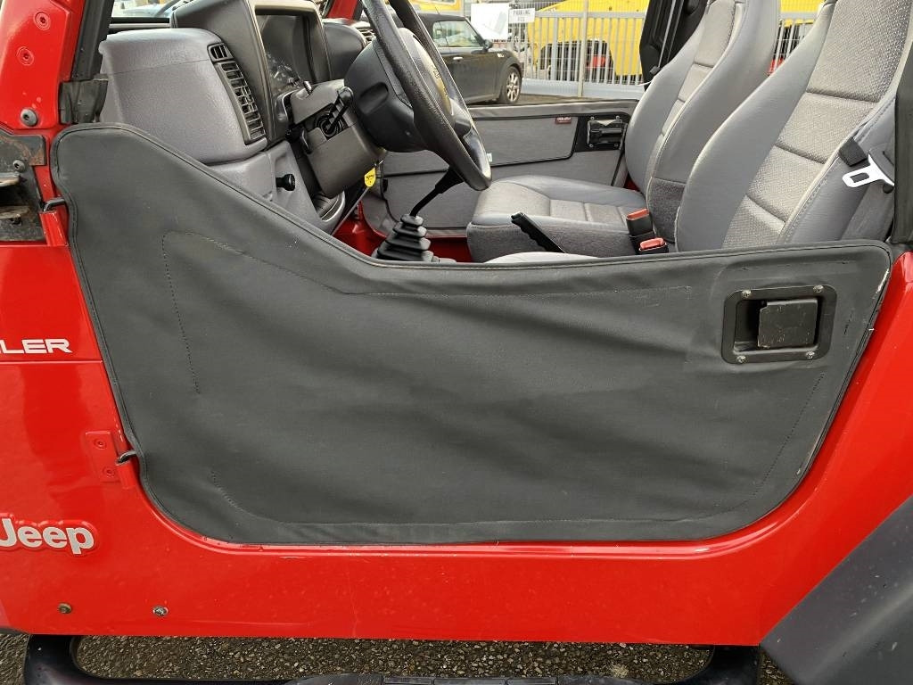 Лек автомобил Jeep WRANGLER 2.5i 118 Véhicule d'Origine Française: снимка 27