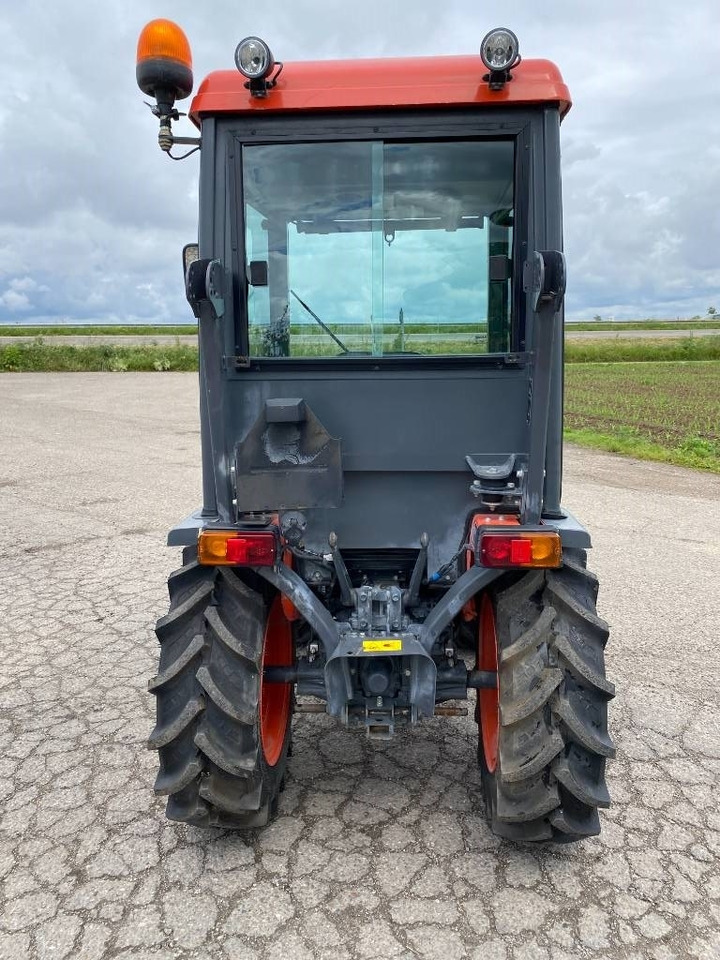 Kubota B 1161 DT Boite de vitesses mécanique - Трактор: снимка 5 Kubota B 1161 DT Boite de vitesses mécanique - Трактор: снимка 5