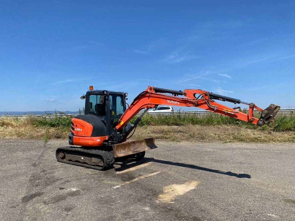 Kubota U55-4 1er Main/Certificat CE endommagée - Мини багер: снимка 3 Kubota U55-4 1er Main/Certificat CE endommagée - Мини багер: снимка 3