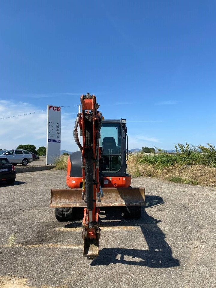Kubota U55-4 1er Main/Certificat CE endommagée - Мини багер: снимка 2 Kubota U55-4 1er Main/Certificat CE endommagée - Мини багер: снимка 2