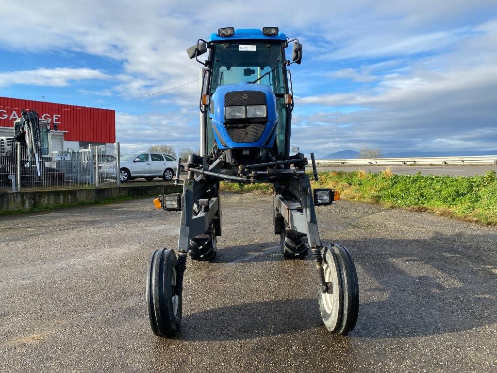 Landini REX R70V Enjambeur a Grand dégagement endommagé - Трактор: снимка 2 Landini REX R70V Enjambeur a Grand dégagement endommagé - Трактор: снимка 2